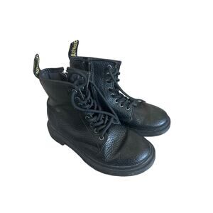 Doc Martens kids 1 boots black leather combat winter casual comfort trendy shoe